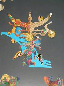 Art: Collage - Glanzpapier auf Karton; in Klarsichtfolie eingeschweisst; Rand 7 cm; Ösen; 70 x 90; 1500 gr.